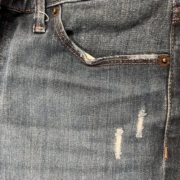 Universal Thread Jeans Size 6/28 R - Picture 2 of 5